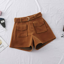 Load image into Gallery viewer, High Waist Wool Shorts
