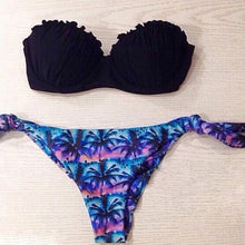 Load image into Gallery viewer, Frilled Textured Strapless Bikini Set
