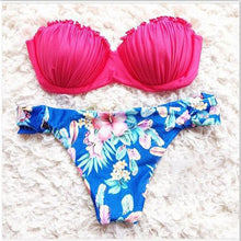 Load image into Gallery viewer, Frilled Textured Strapless Bikini Set
