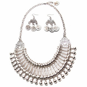 Collar Coin Necklace & Pendant Vintage Crystal