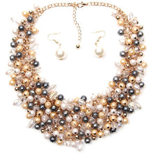 Load image into Gallery viewer, Collar Coin Necklace &amp; Pendant Vintage Crystal
