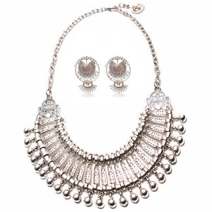 Collar Coin Necklace & Pendant Vintage Crystal