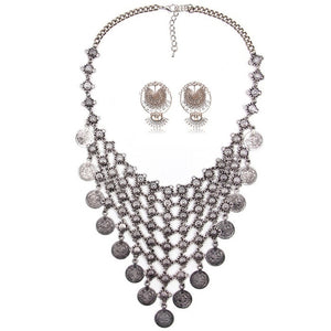 Collar Coin Necklace & Pendant Vintage Crystal